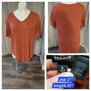 Torrid Size 4 cute top